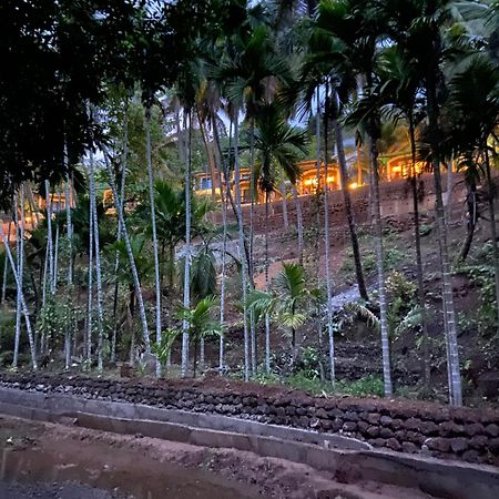 Atmani Waterfront Resort Cola Luaran gambar