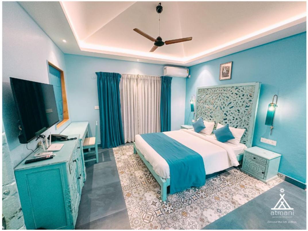 Atmani Waterfront Resort Cola Luaran gambar