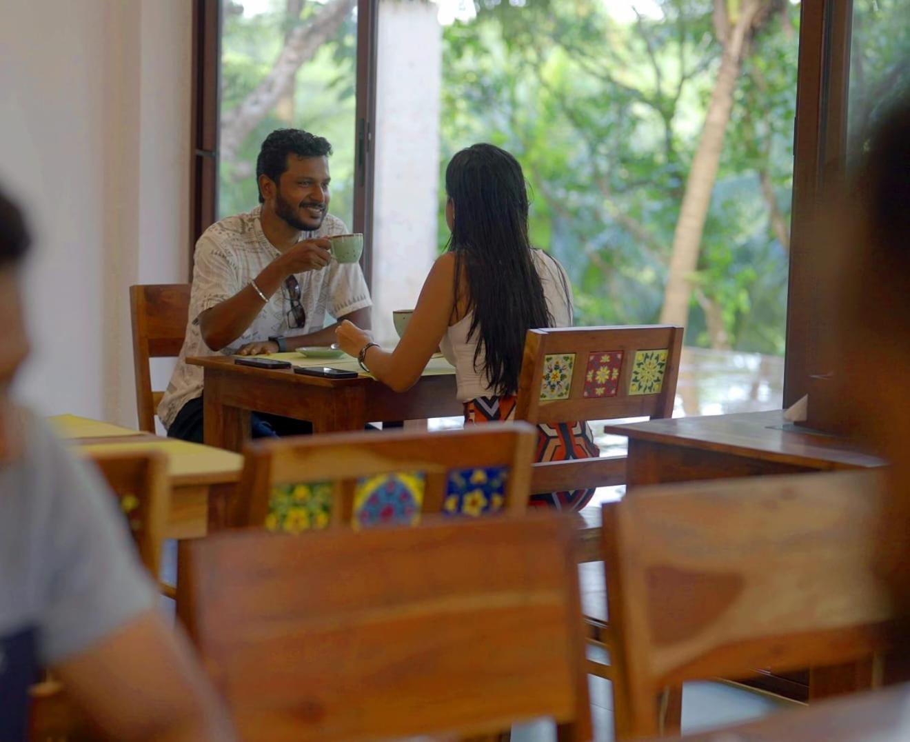Atmani Waterfront Resort Cola Luaran gambar